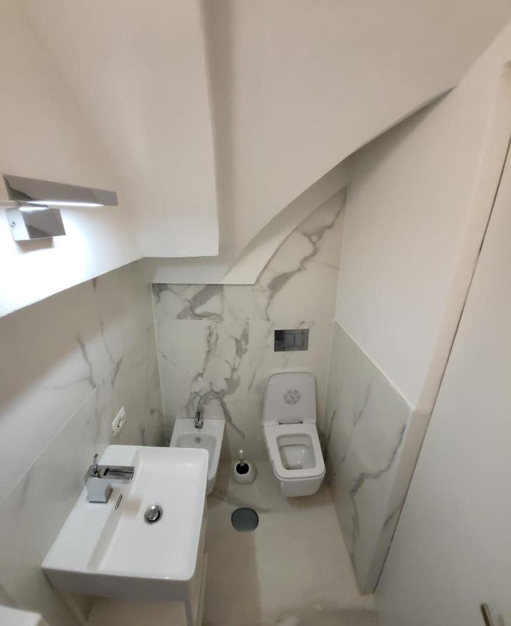 The White Colisseum Apartment Rome Exterior photo